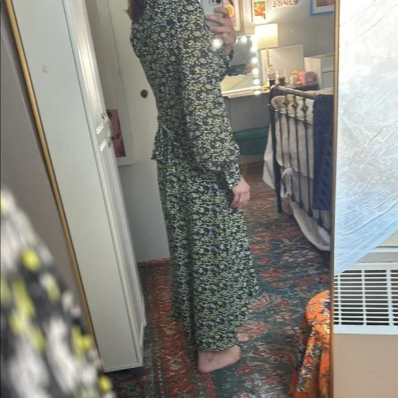 Topshop IDOL V-Neck Midi Dress - Picture 3 of 4